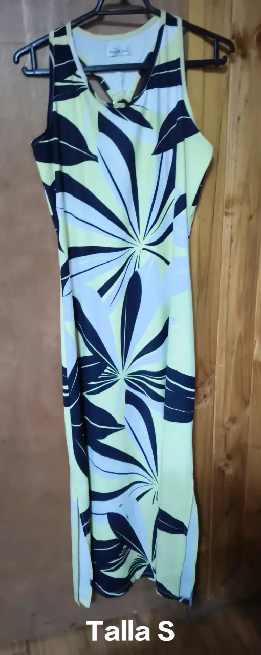 Vestido largo estampado tropical talla S