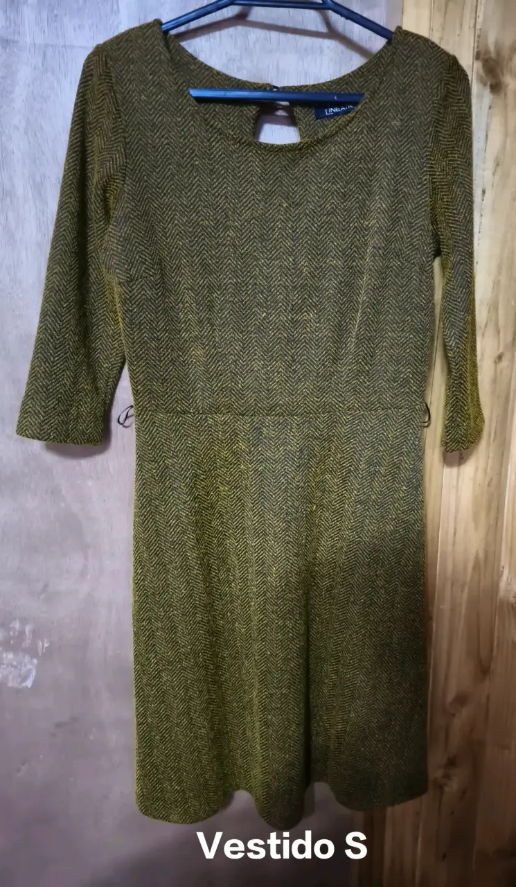 Vestido Linea R verde con diseño zigzag