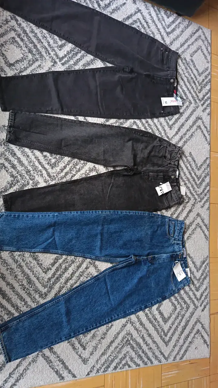 Lote de jeans para mujer en varios colores - 1