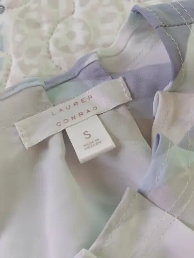 Blusa de rayas multicolor con lazo - miniatura 2
