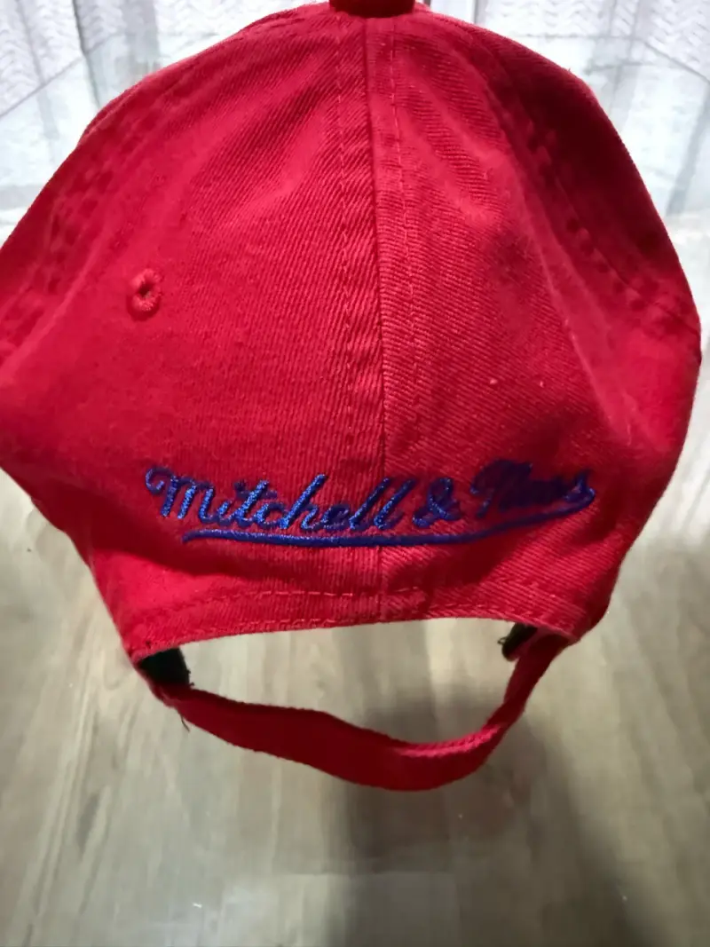 Gorra roja Detroit Pistons original - 2