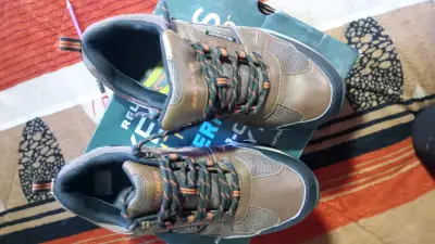 Zapatillas de trekking Skechers marrones - miniatura 3