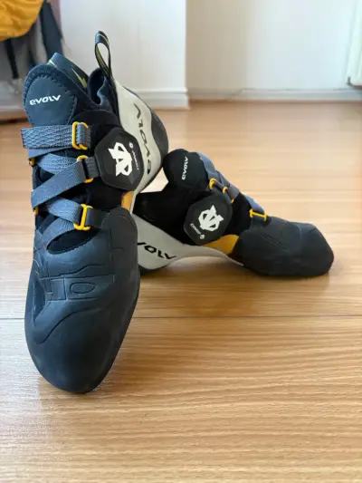 Zapatillas de escalada Evolv negras - miniatura 3