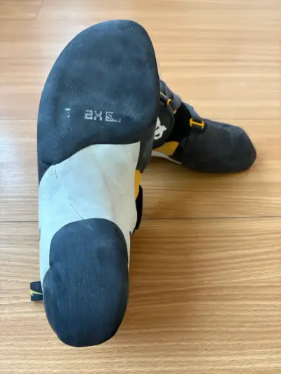 Zapatillas de escalada Evolv negras - miniatura 6