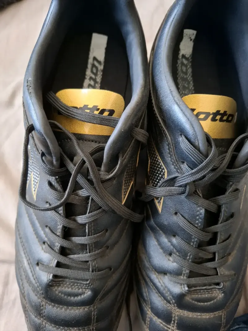 Zapatillas de fútbol Lotto Stadio negras - 3