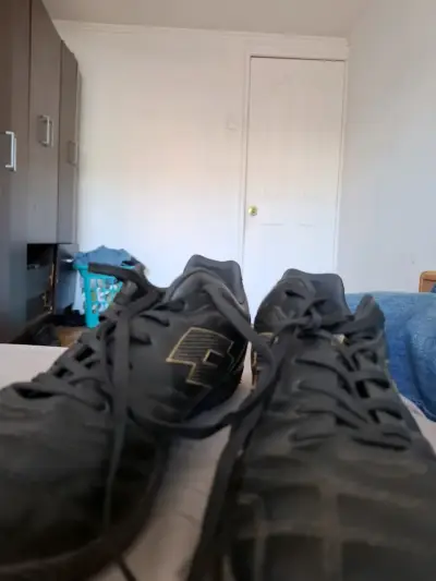 Zapatillas de fútbol Lotto Stadio negras - miniatura 5