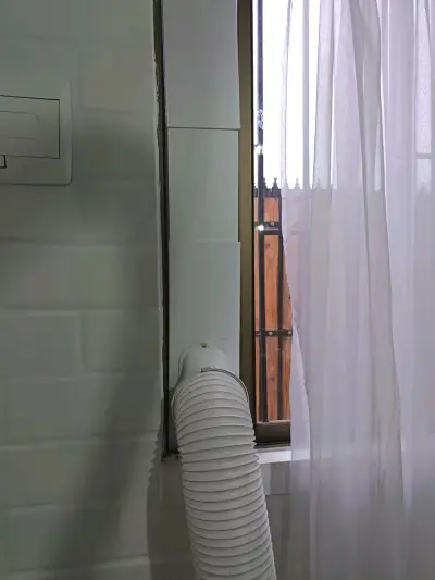 Aire acondicionado portátil Midea SmartFlex 12000 BTU - miniatura 3