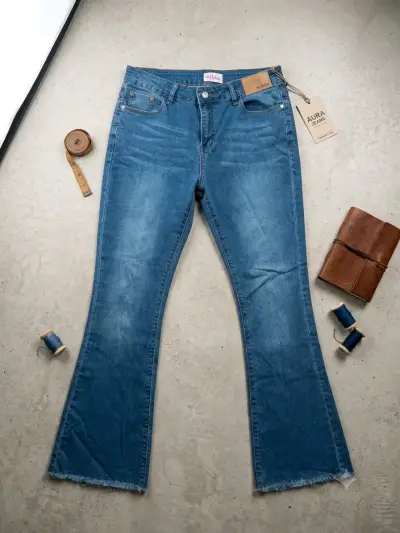 Jeans Aura Denim azul con flecos - miniatura 2
