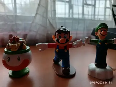 Figuras colección Mario Bros - miniatura 1