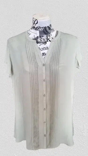 Blusa verde claro manga corta de botones - miniatura 1