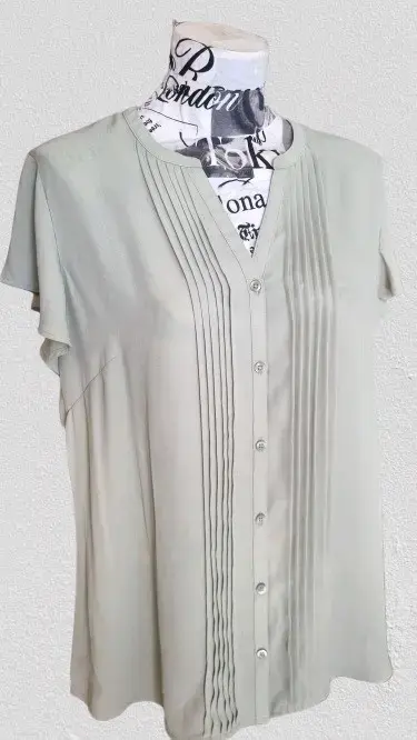 Blusa verde claro manga corta de botones - 2