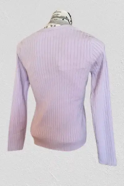 Sweter lila de punto con botones - miniatura 2