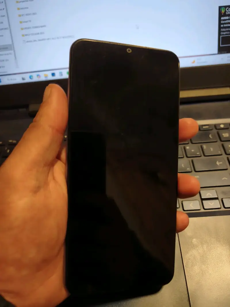 Smartphone Vivo Y21s 128GB Android 13 - 4