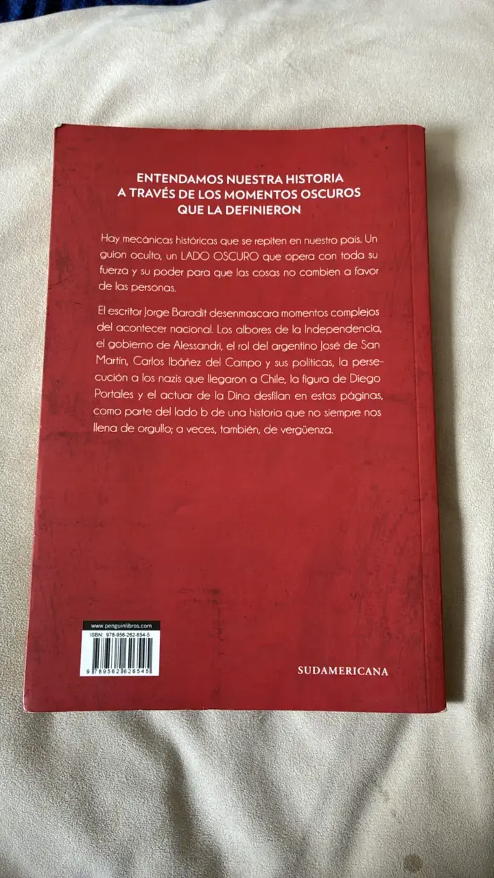 Libro 'Historia Secreta de Chile' de Jorge Baradit - 2