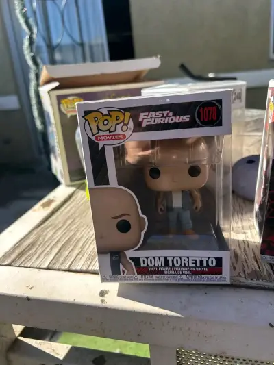 Figura Funko Pop Dom Toretto Fast & Furious - miniatura 1