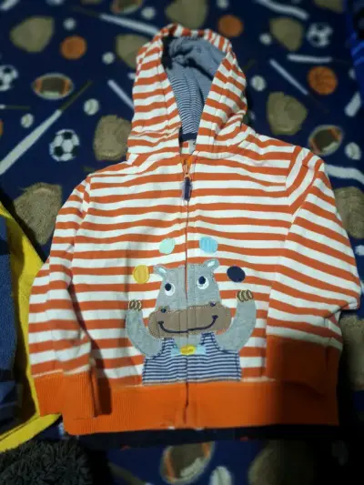 Polerón de polar con capucha para niño - miniatura 4