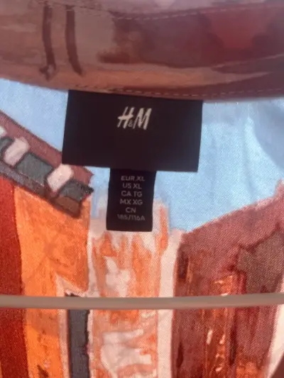 Camisa estampada H&M de paisajes - miniatura 2