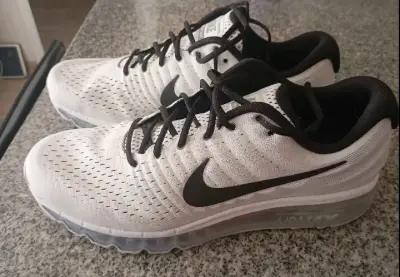 Zapatillas Nike Air Max blancas para hombre - miniatura 2