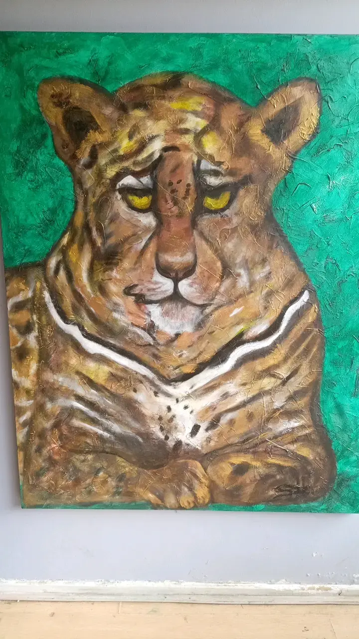 Tigre con relieve - 2