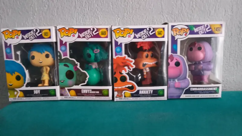 Set de llaveros Funko Pop Demon Slayer y Bluey - 2