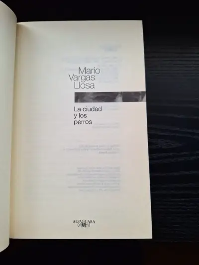 Libro 'La ciudad y los perros' de Mario Vargas Llosa - miniatura 3