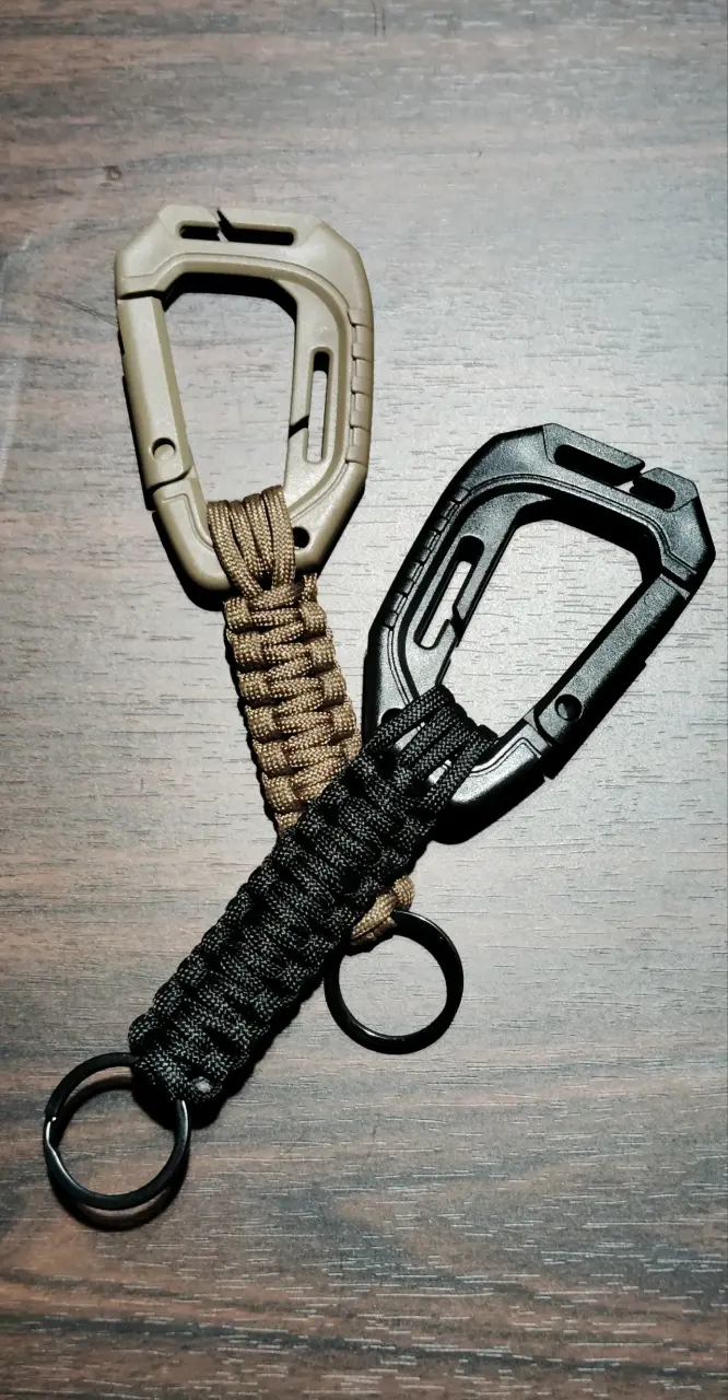 Mosquetones tácticos con paracord - 1