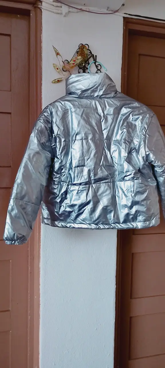 Chaqueta plateada acolchada para invierno - 3