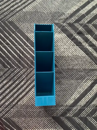 Organizador de escritorio azul de plástico - miniatura 1