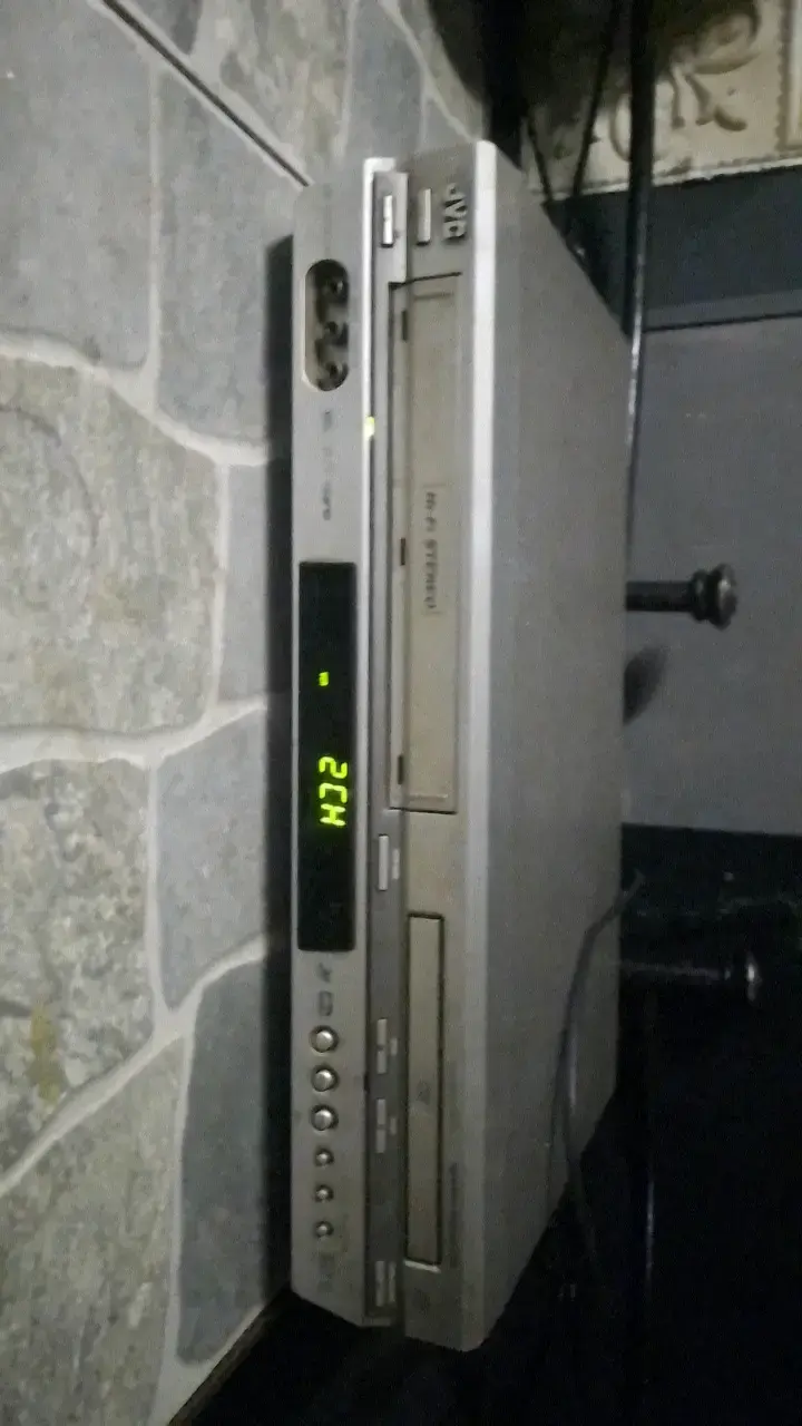 Reproductor de DVD y VHS plateado - 4