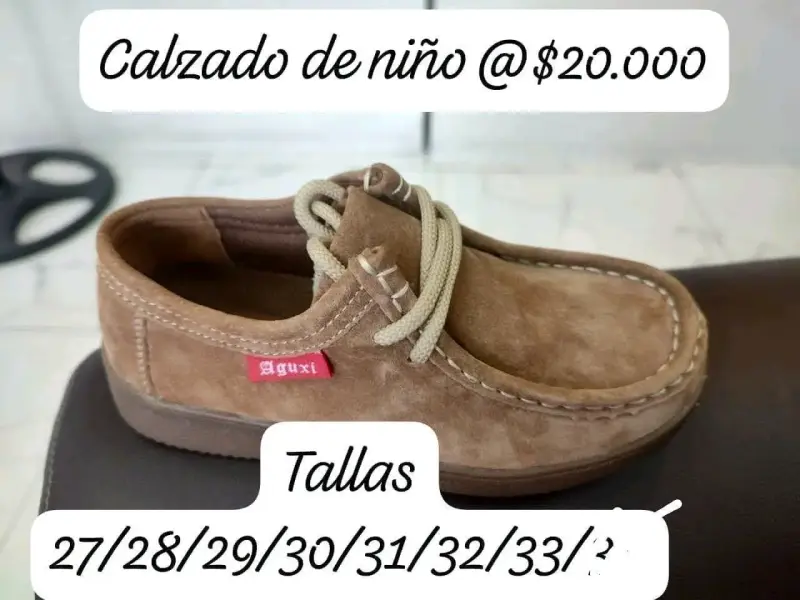 Zapatos de niño Aguxi color marrón