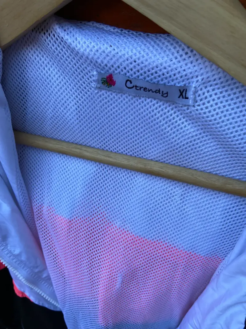 Cortaviento con capucha tricolor para mujer - 4