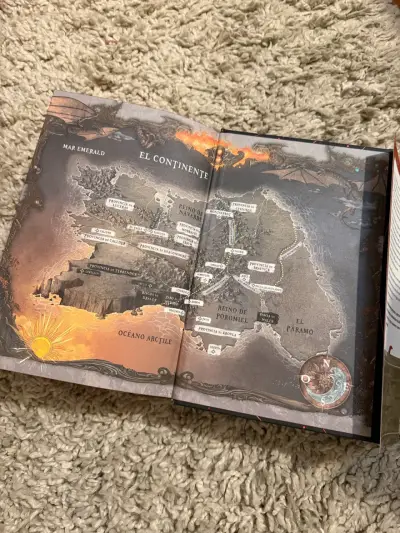 Libro 'Alas de Hierro' edición coleccionista - miniatura 4