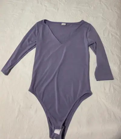 Body de manga larga lila elegante - miniatura 1