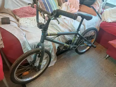 BMX SEMINUEVA - miniatura 1