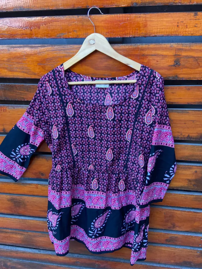 Blusa estampada bohemia de manga larga