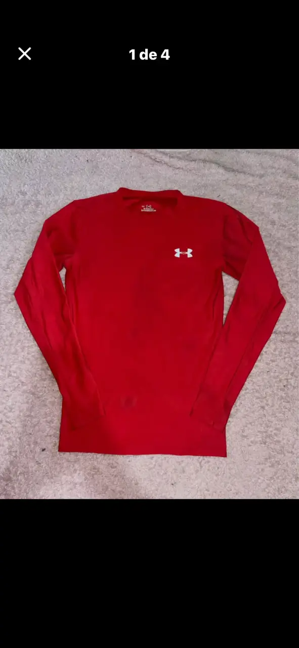 Polera térmica roja Under Armour S