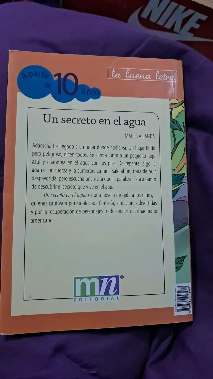 Libro 'Un secreto en el agua' de Mariela Lanza - 2