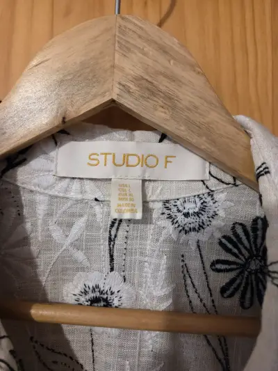 Blusa estampada floral Studio F - miniatura 2