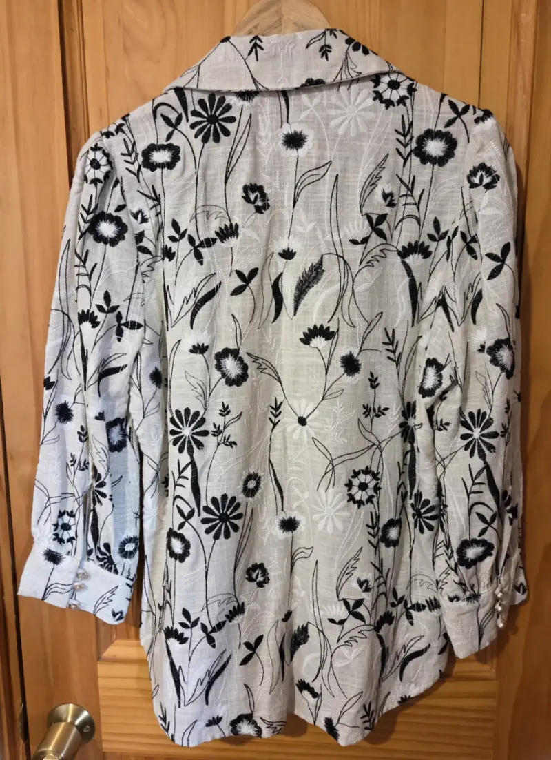 Blusa estampada floral Studio F - 5