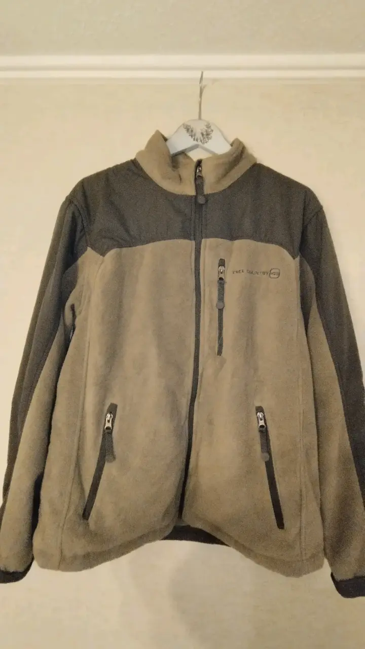 Chaqueta polar Free Country beige y negra