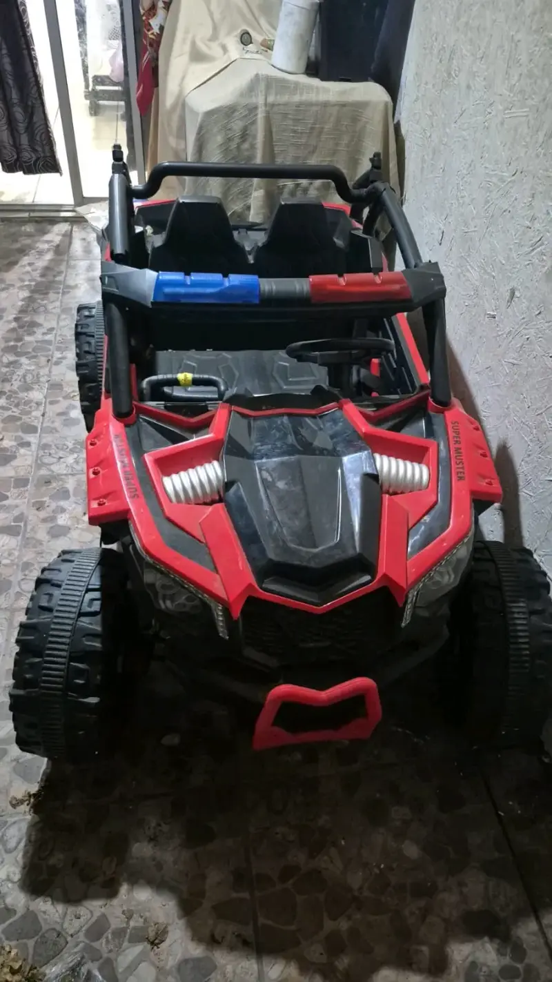 Auto eléctrico infantil Super Master rojo - 1