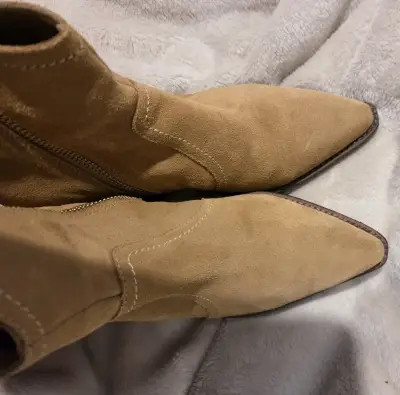 Botines de gamuza beige con cierre lateral - miniatura 6