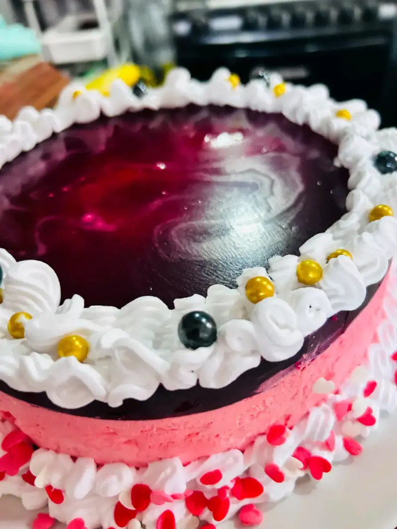 Brazo de reina con decoraciones de chocolate - 2