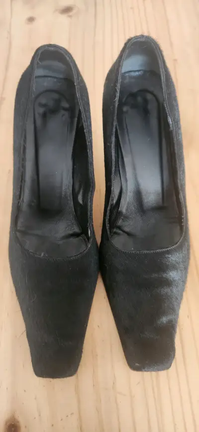 Zapatos de cuero con pelo" o "tipo cavallino" - miniatura 1