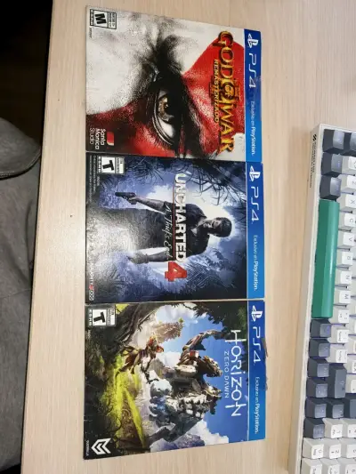 Consola PS4 con DOS controles y TRES juegos - miniatura 4