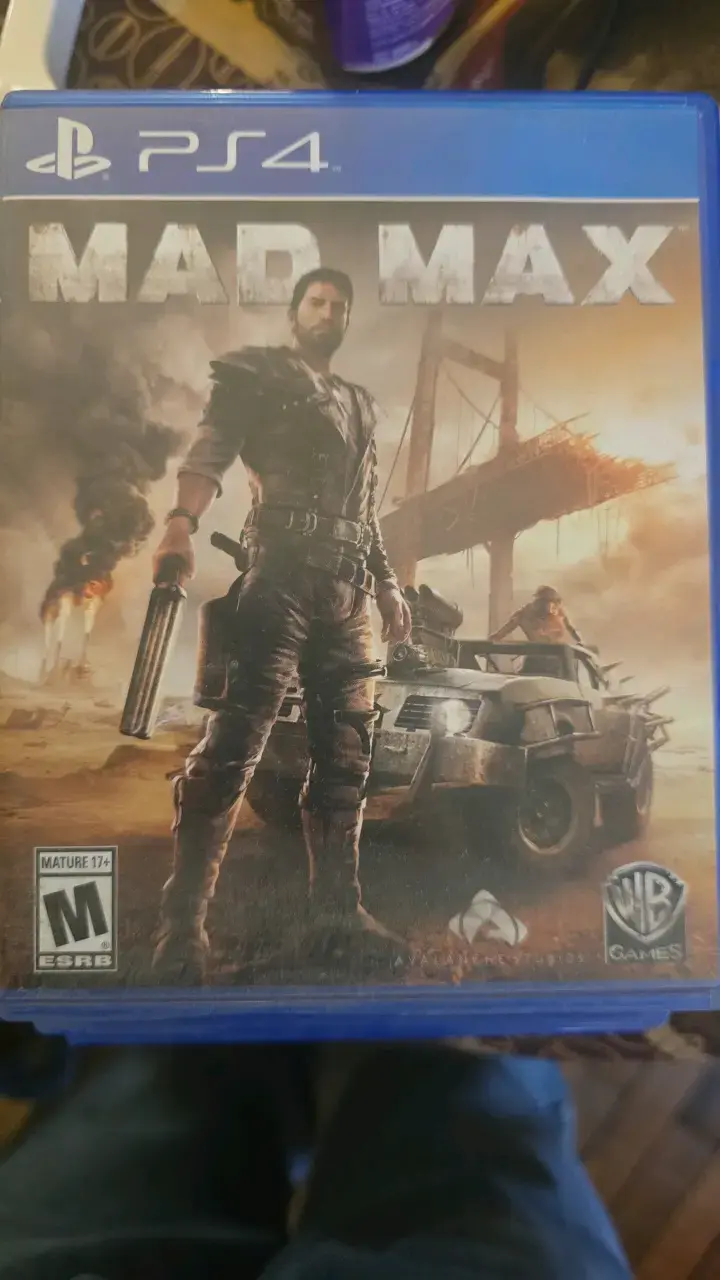 Juego PS4 Mad Max en buen estado - 1