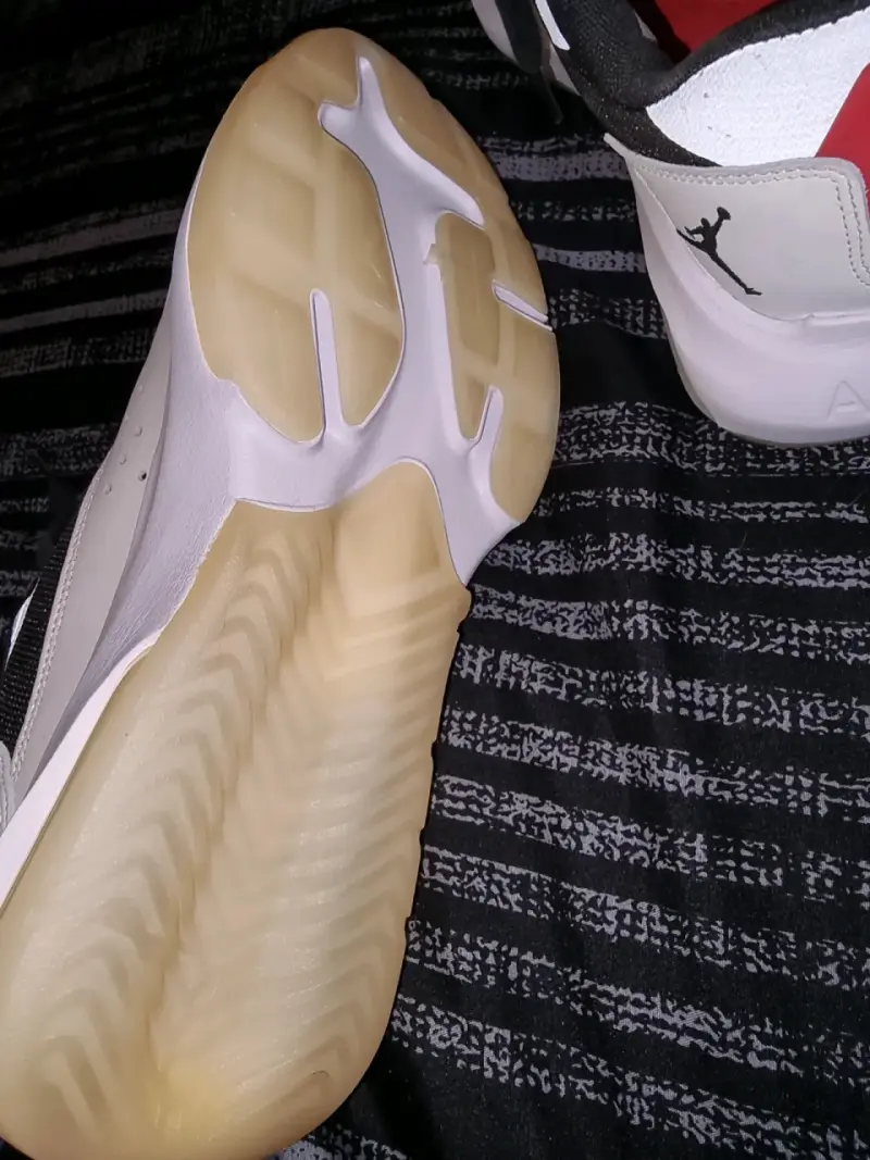 Zapatillas deportivas jordan e200 negras y blanca - 2