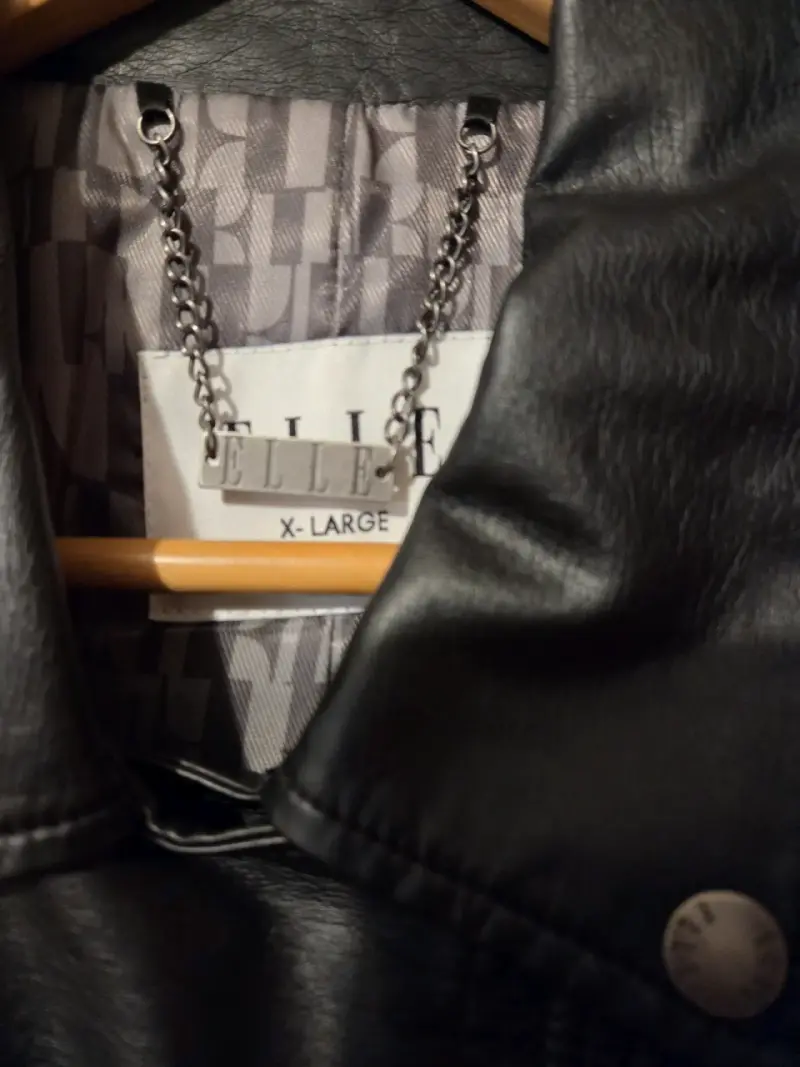 Chaqueta de cuero negra estilo biker - 6