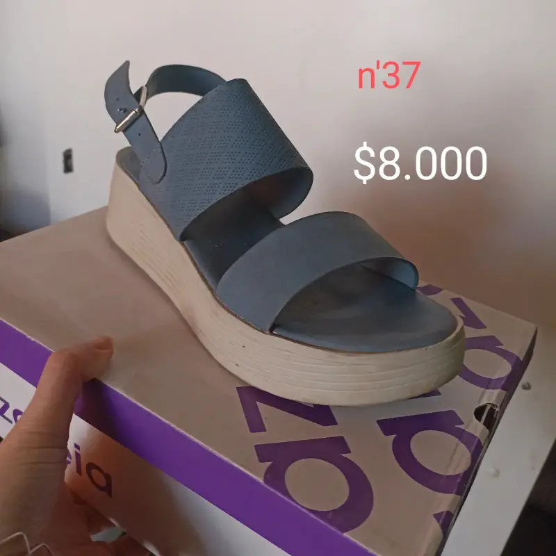 Sandalias azules de plataforma talla 37