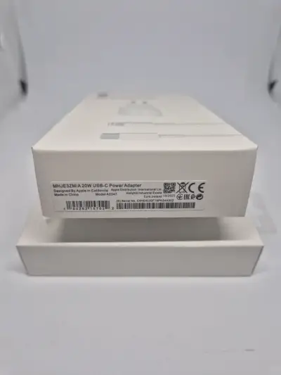 Cargador 20W USB-C con cable Lightning - miniatura 2